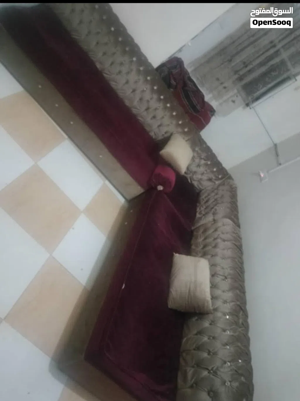 مجلس انتريه مغربي 12مترخشب مرتفع واسفنج فيه زاويتين