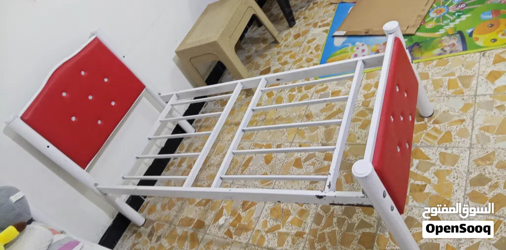 سرير أطفال ممتاز
