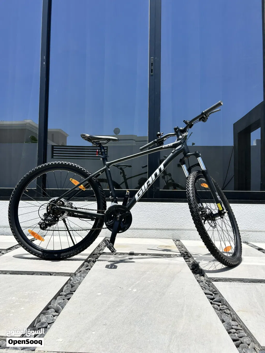 GIANT MTB 27.5” for sale in excellent condition ready to ride سيكل جاينت مقاس 27.5 للبيع في حالة ممت