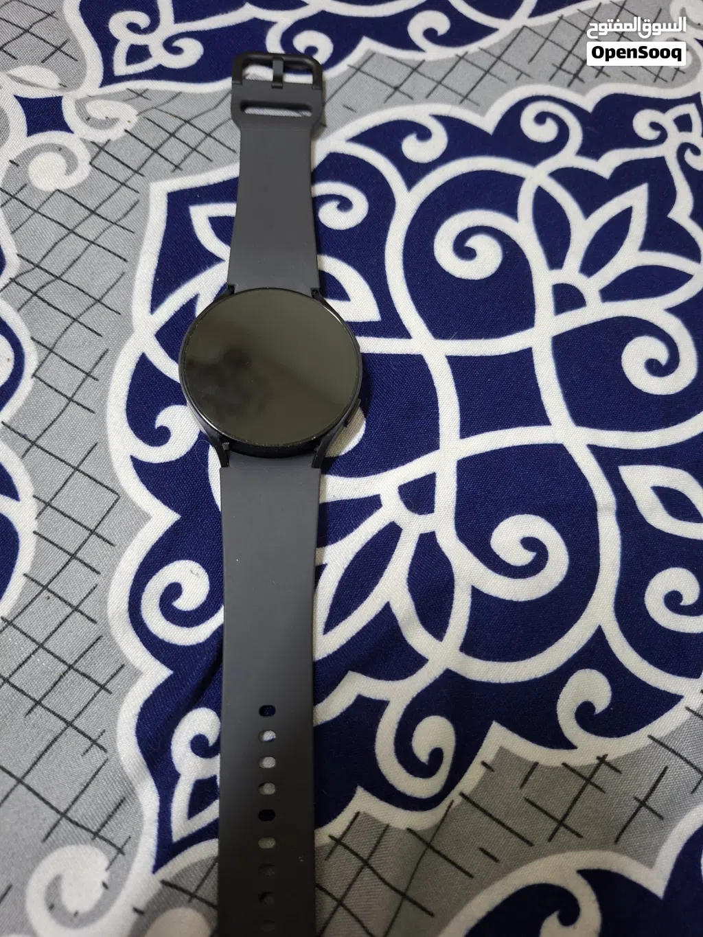 Used Samsung SmartWatch in Excellent Condition - Reliable Wearable Tech