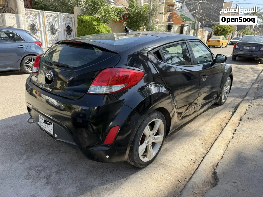 Hyundai Veloster Standard