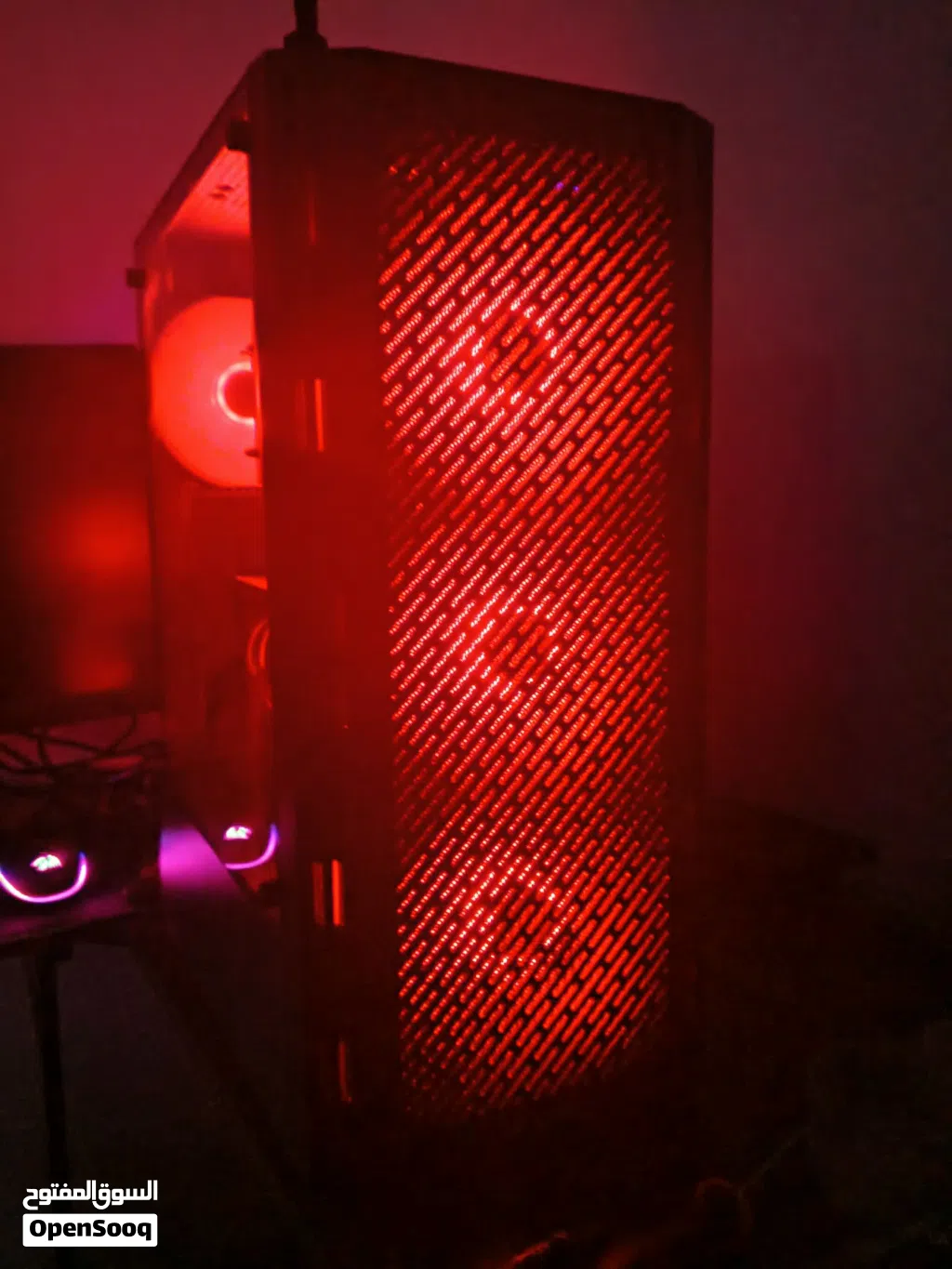 تجميعة بكرت gtx 1660 super تشغل جميع الالعاب نظيفه للبيع