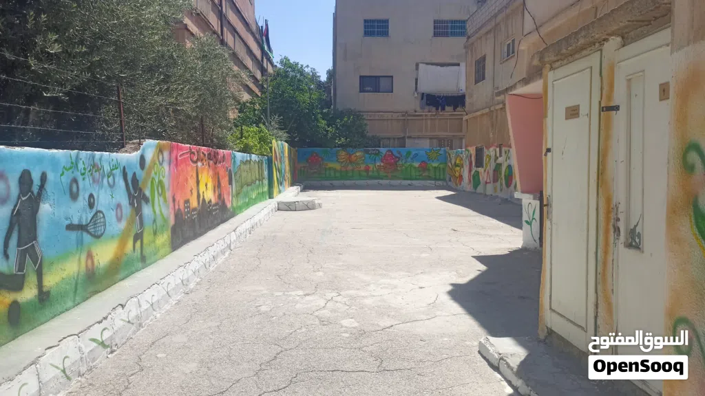 مدرسه وروضه للبيع في اربد
