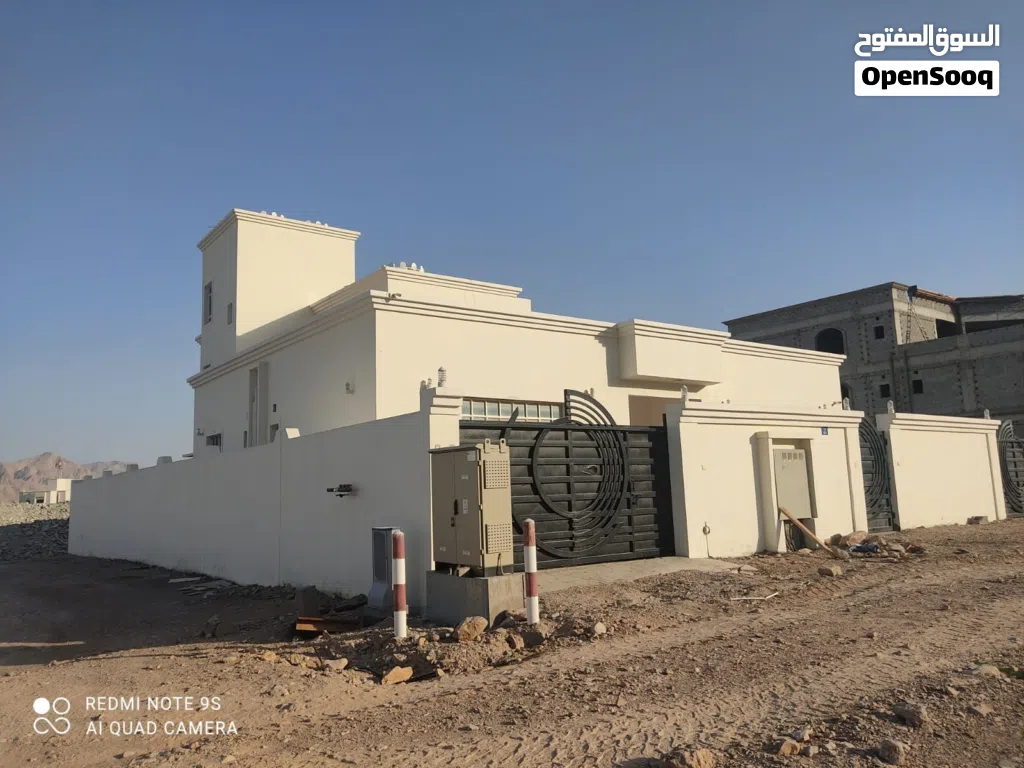 شقة للإيجار السنوي بالدور في منطقة العامرات بجانب جامع الفرقان وبجنب طريق الجبل الخوير العامرات