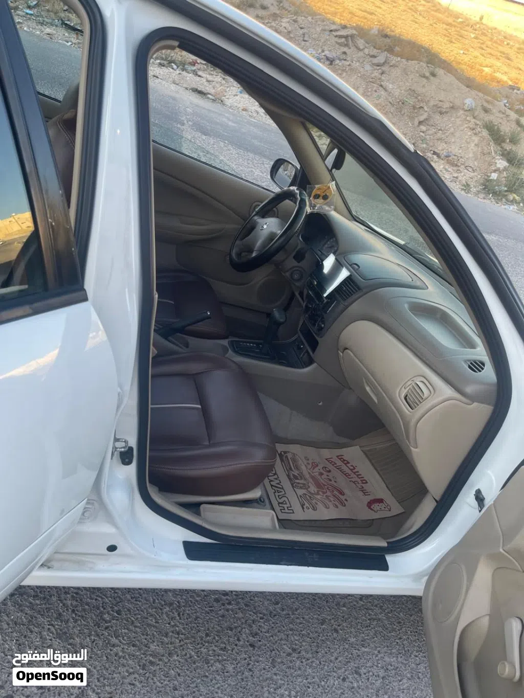 Nissan Sunny SL