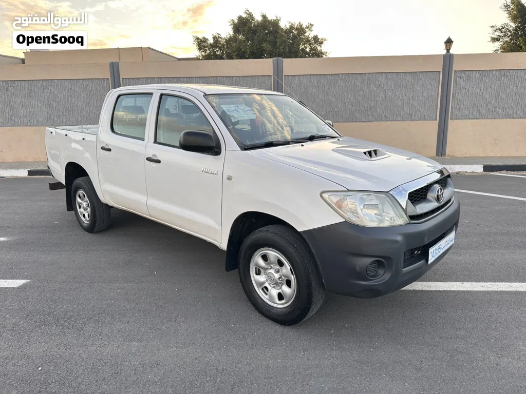 Toyota Hilux DLX