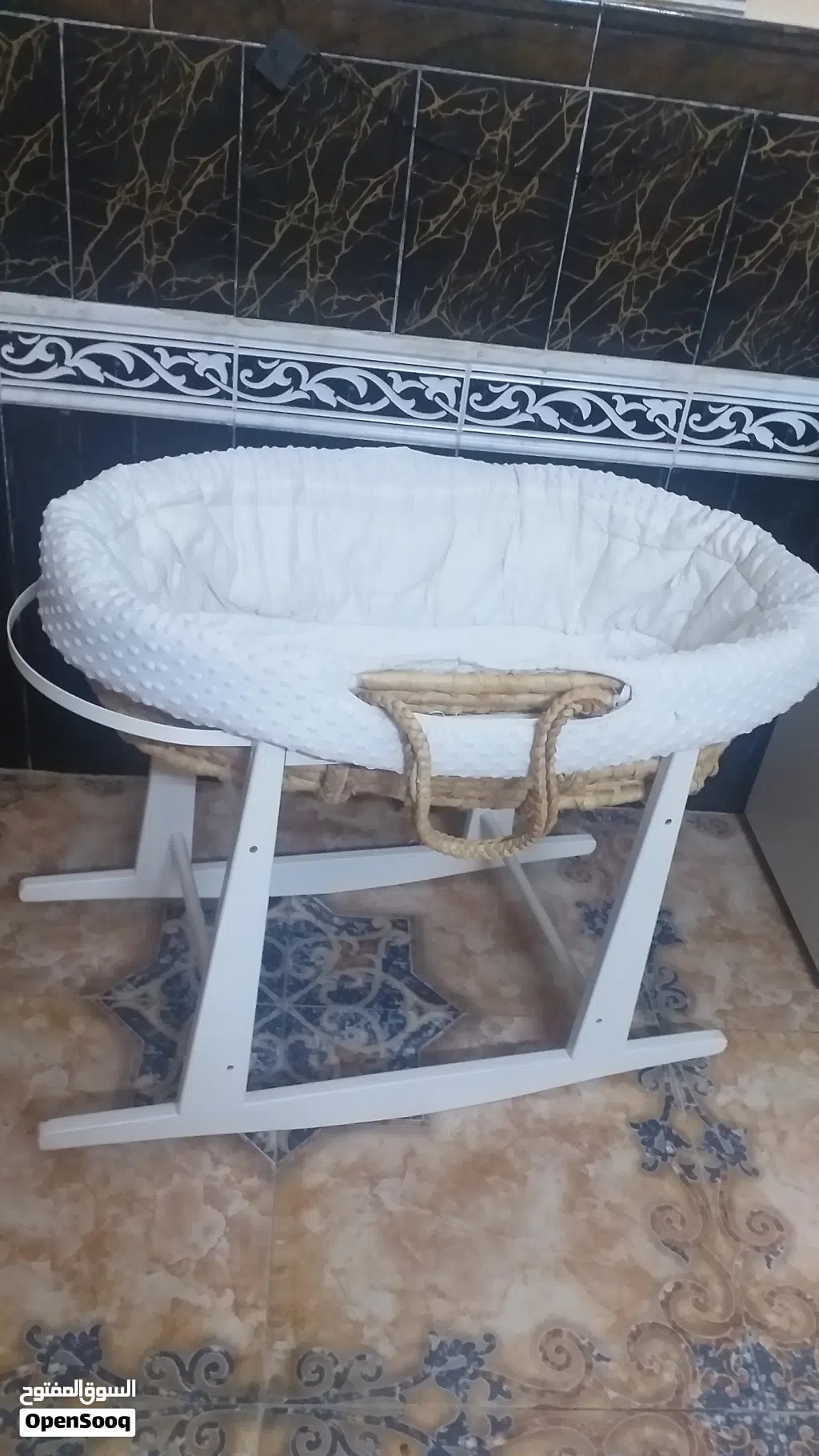 baby cot +swing