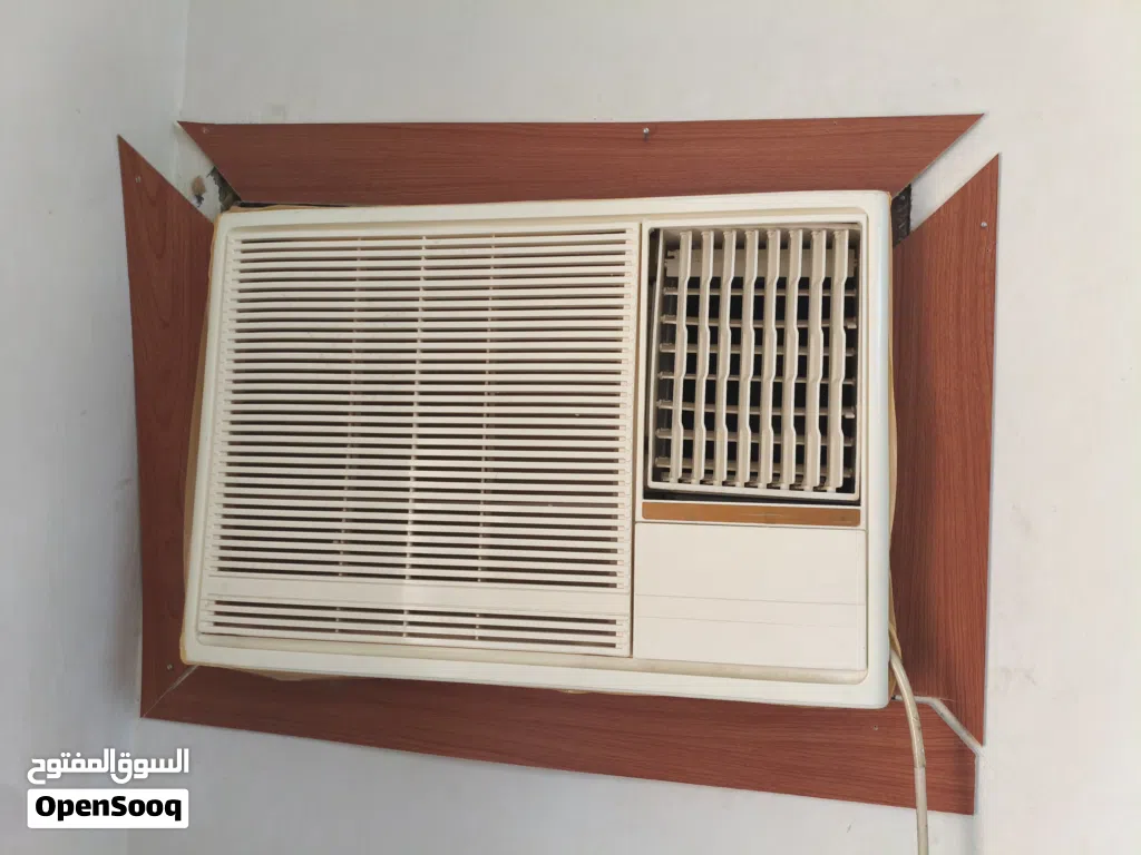 Window AC for Immediate Sale with good condition