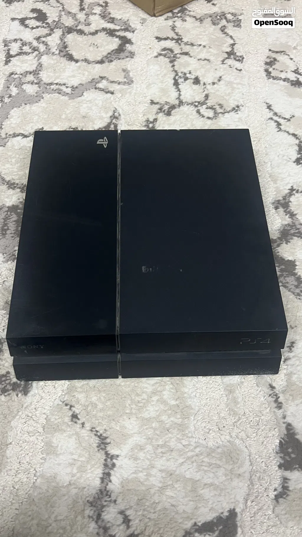 بلايستيشن 4 العادي (PS4 fat)