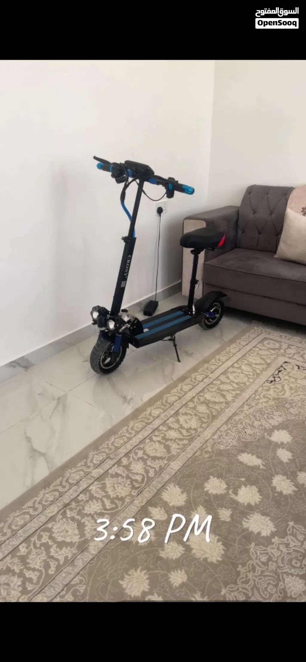 سكوتر كهربائي نضيف استعمال خفيف وم بسيطه