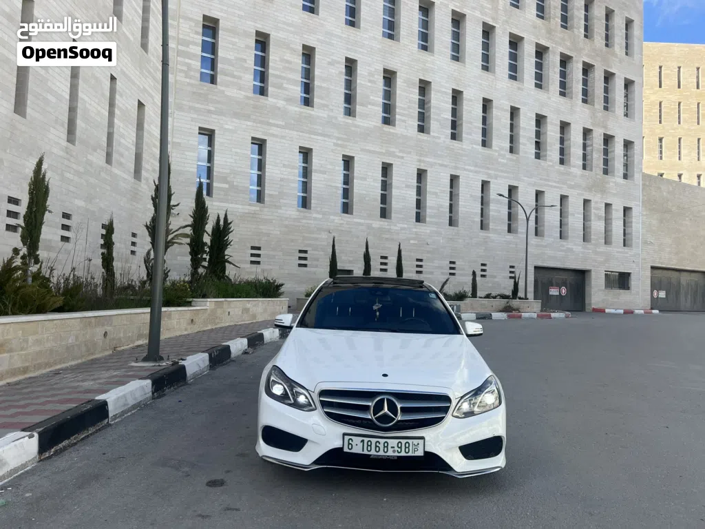 مرسيدس بنز الفئة-E E 200