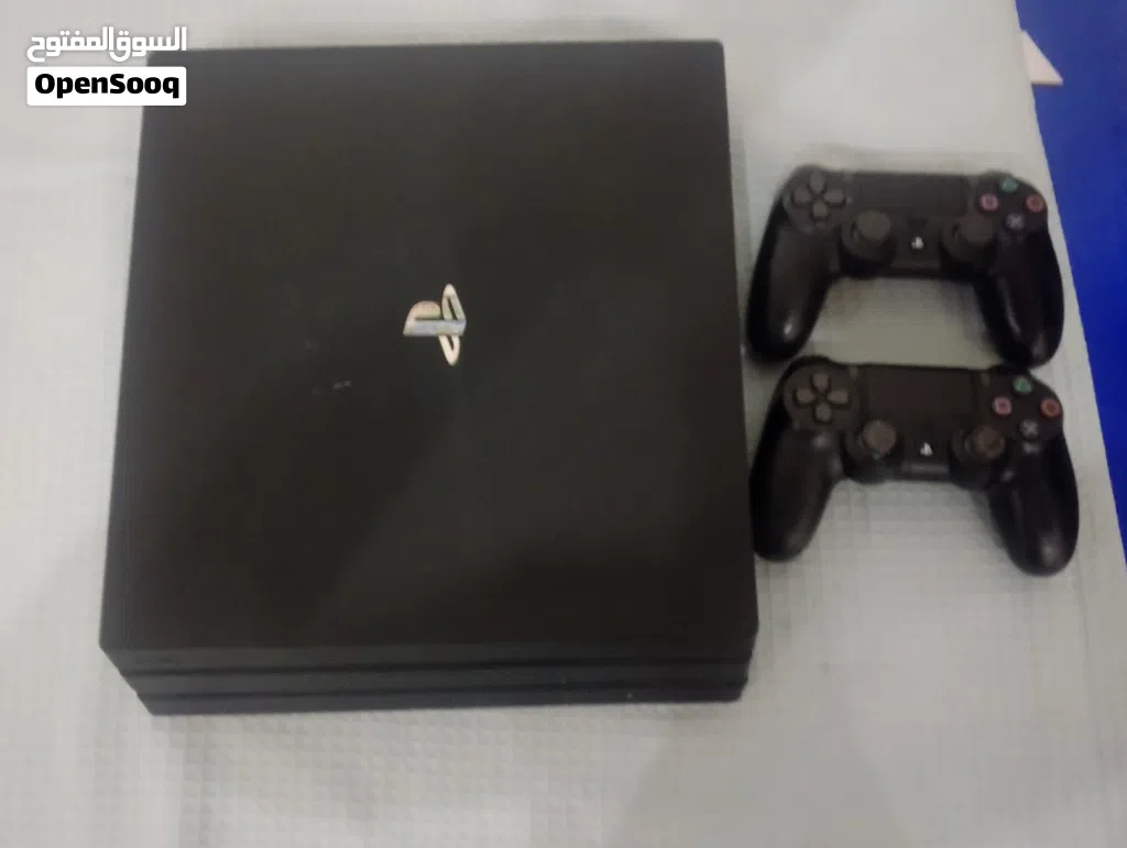 PS4 pro للبيع