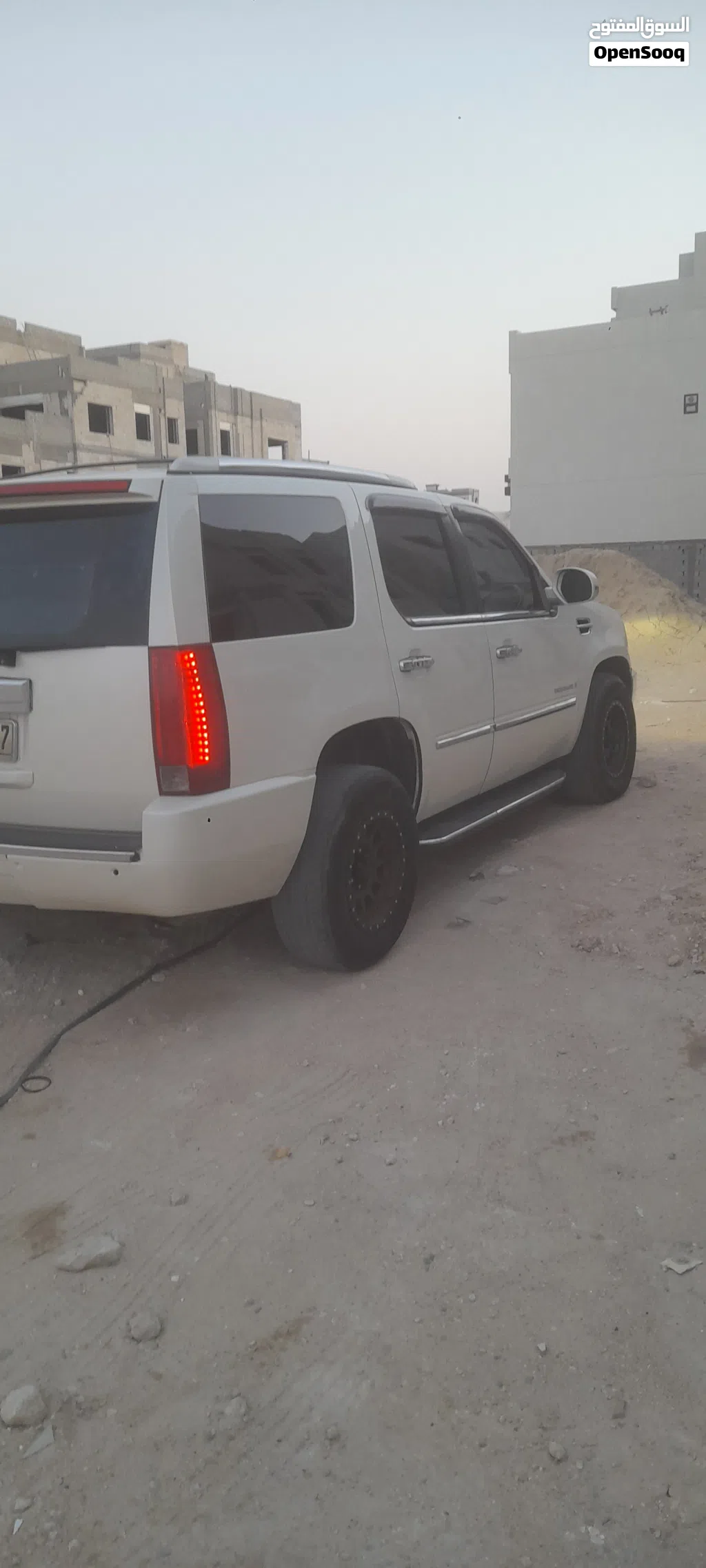 Cadillac Escalade Standard