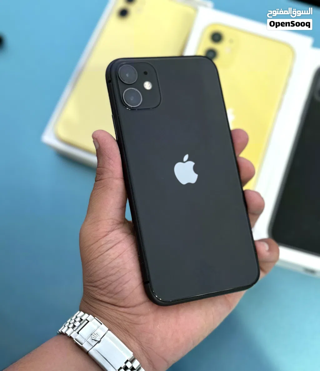 عرض خاص : iPhone 11 128gb الهاتف نظيف جدا بحالة الوكالة بدون اي شموخ أو مشاكل مع ملحقاتة و ضمان