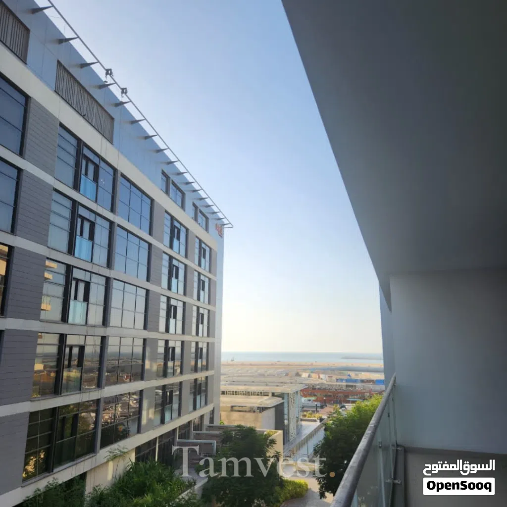 Unfurnished 1-Bedroom Apartment for Rent in Marsa, Al Mouj
