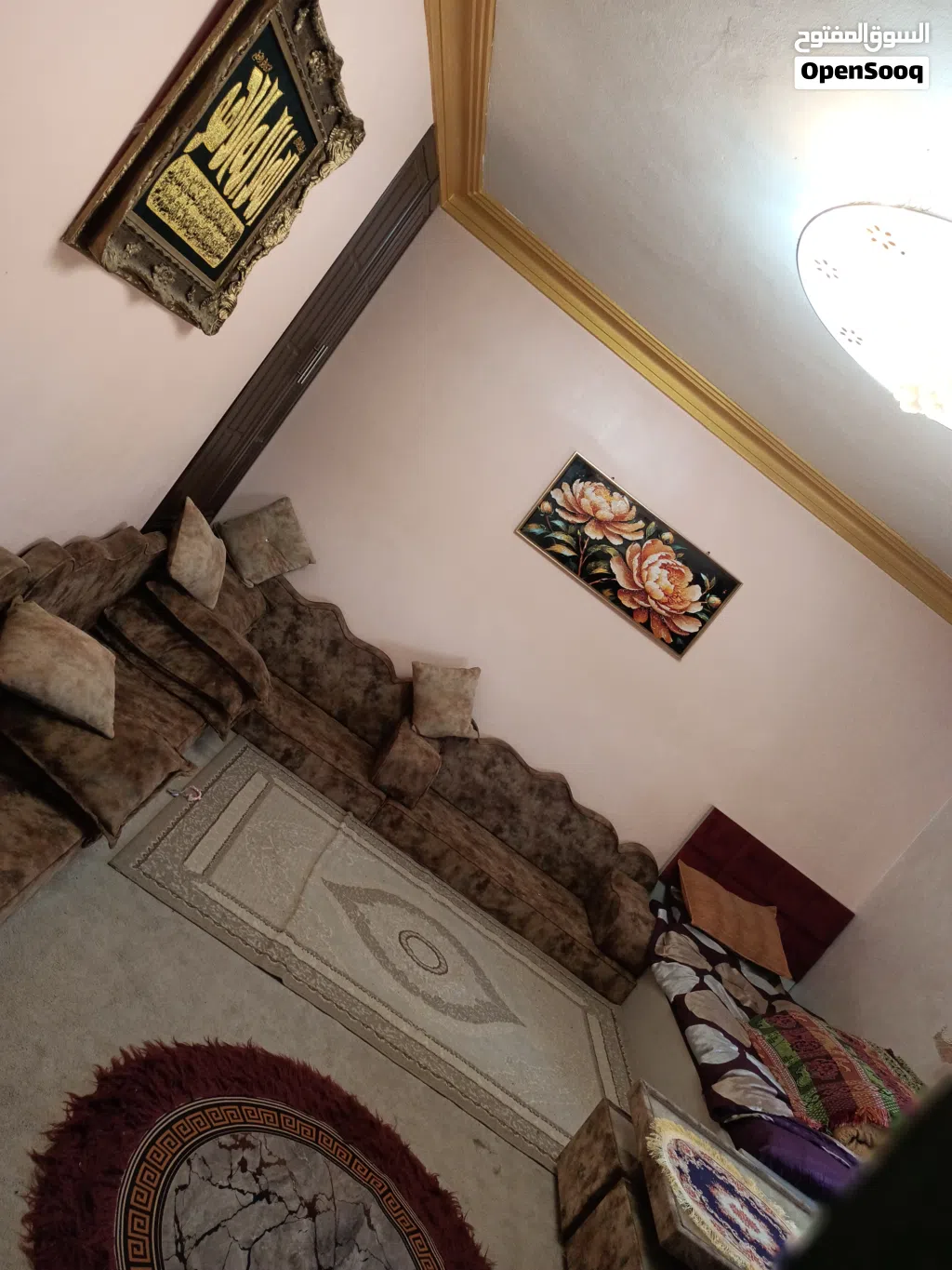 شقه للبيع طابق ثاني