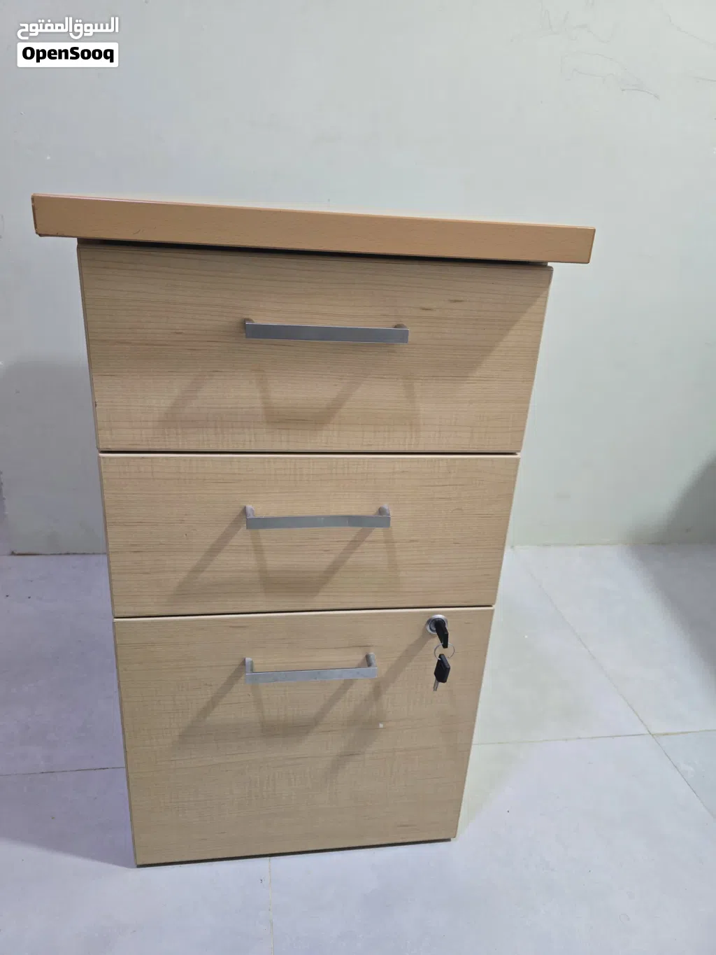 SIDE TABLE 8 OMR URGENT SALE