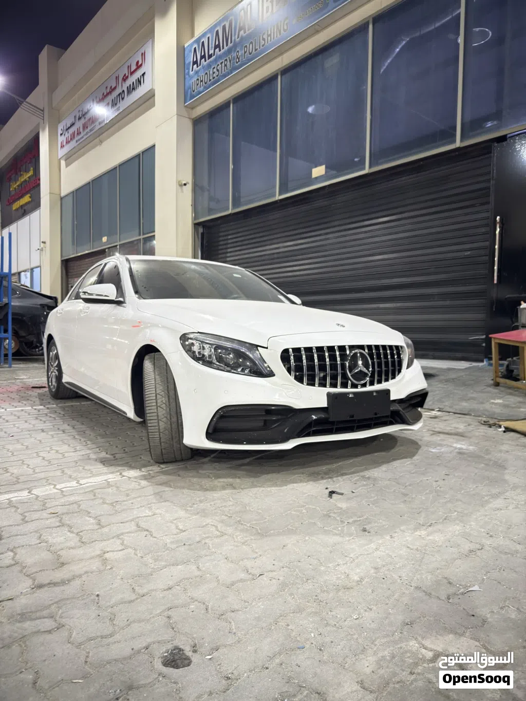 مرسيدس بنز الفئة-C C 300