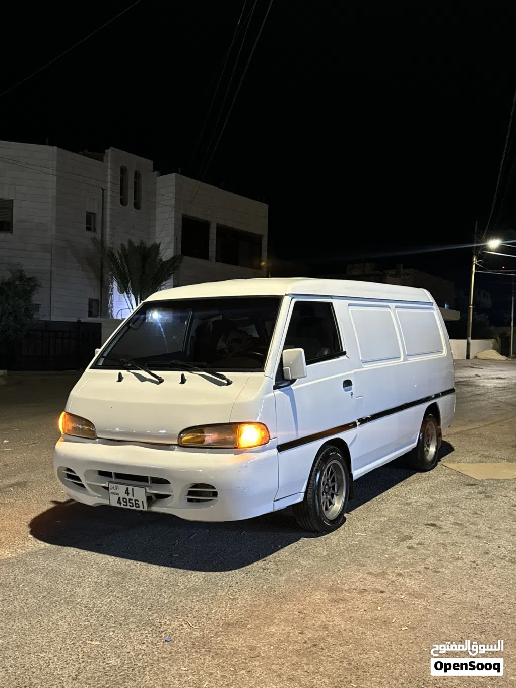 Hyundai H 100