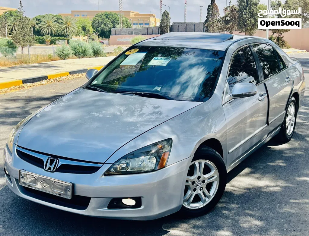 هوندا اكورد Limited