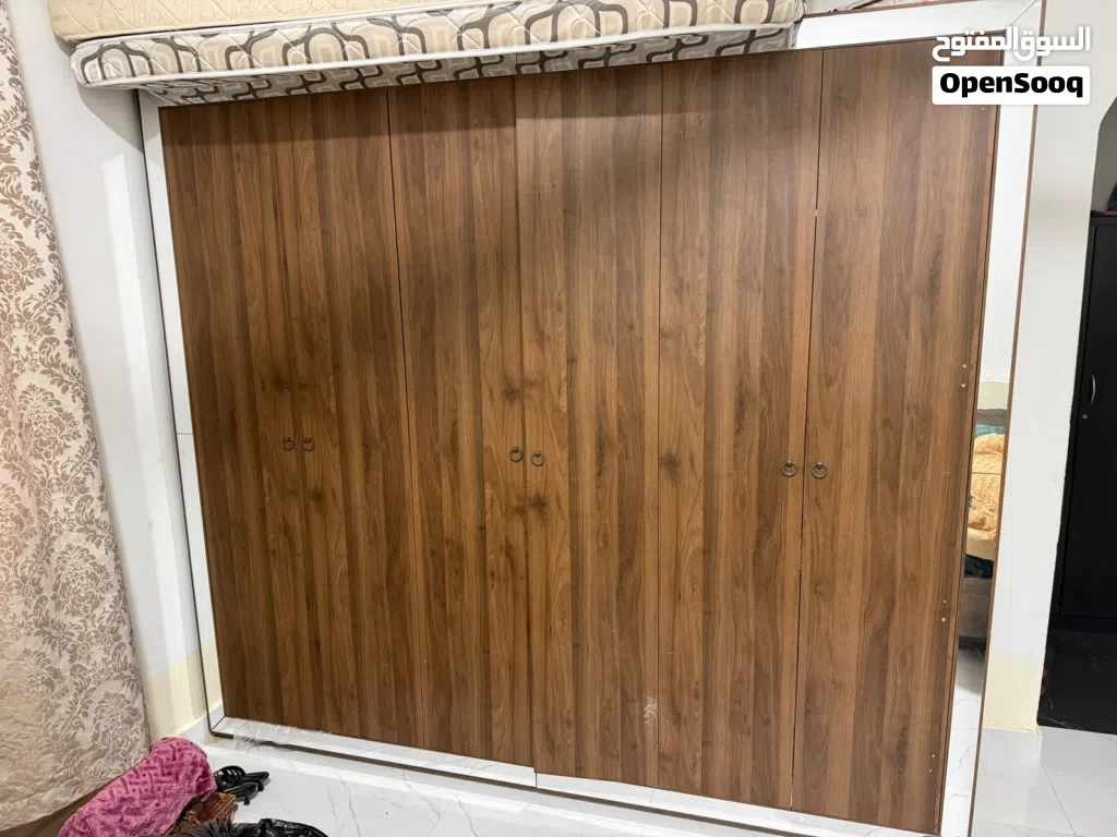 Danube 6 door large closet