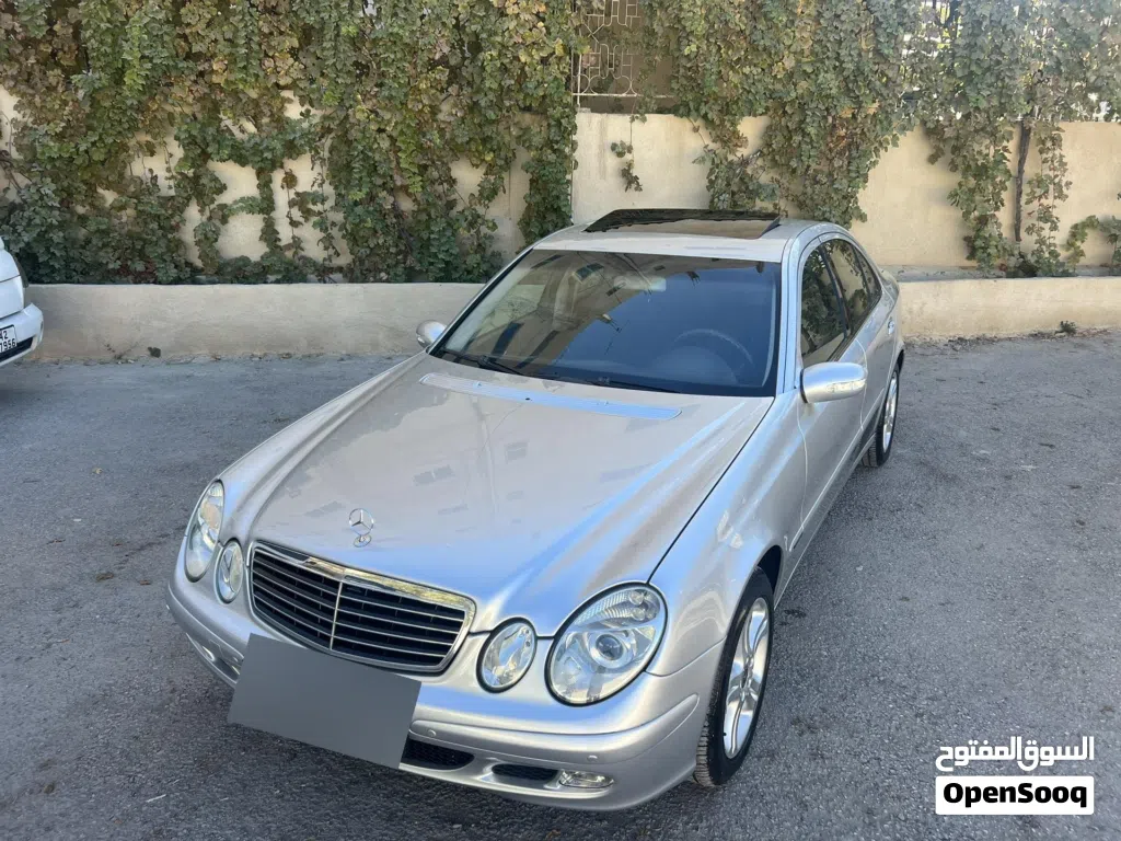 Mercedes Benz E-Class E 200