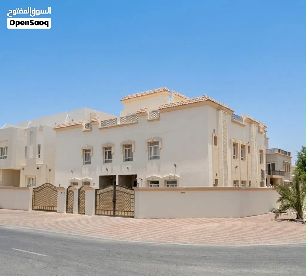 Villa for rent in Almawaleh south/ فيلا للايجار في الموالح الجنوبية