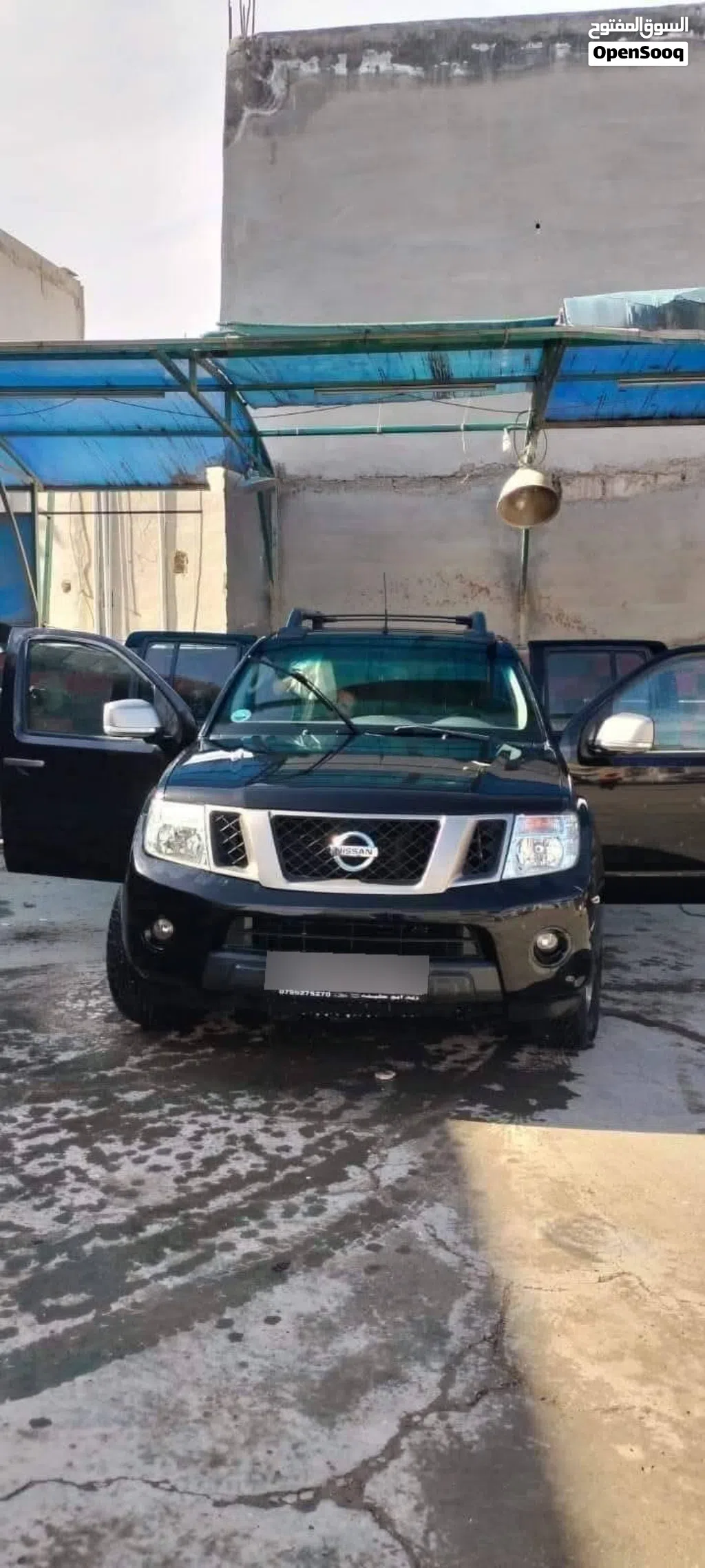 نيسان نافارا LE