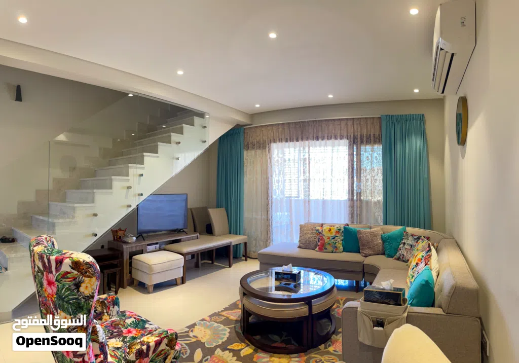 3+1 Duplex Apartment for Sale in Jebel Sifah with Golf Views شقة دوبلكس 3+1 للبيع في جبل سيفة