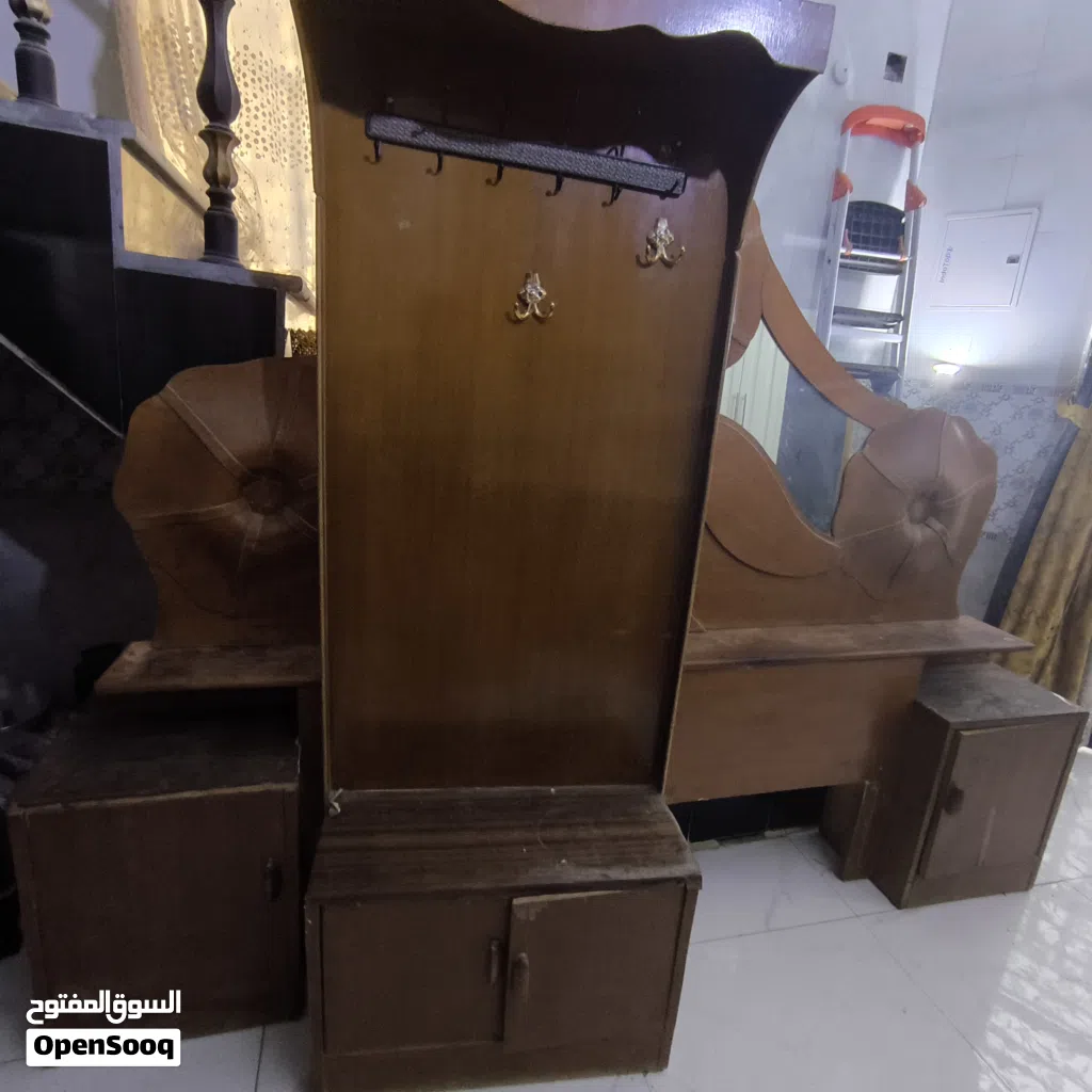 تاج غرفه نوم وزاويه ملابس