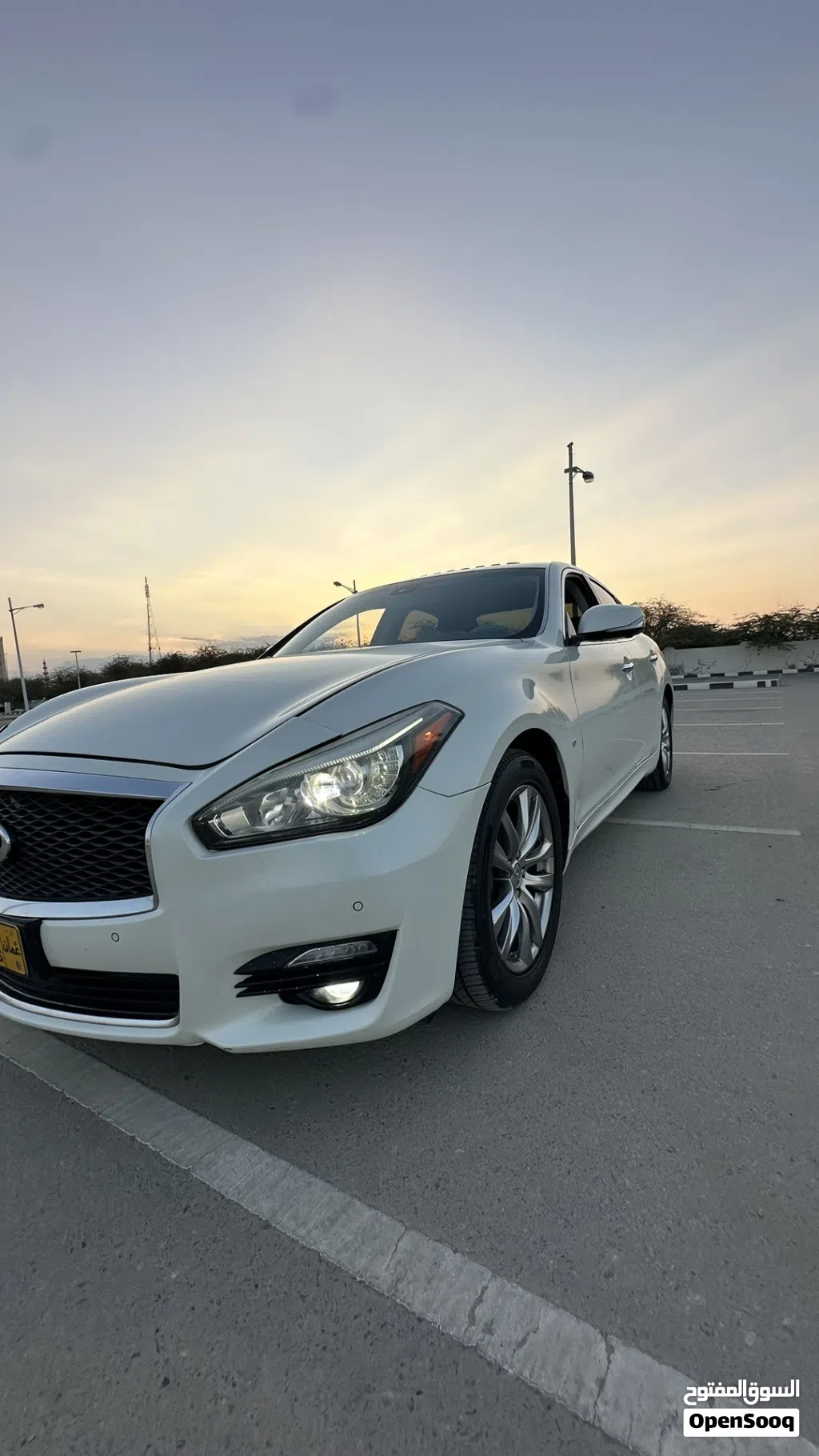إنفينيتي Q70 Standard