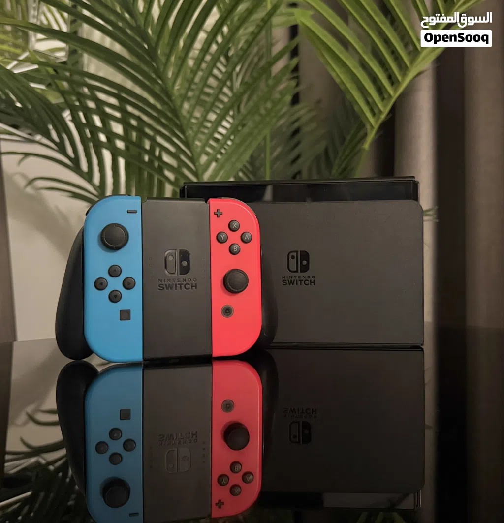 Nintendo Switch OLED 256 giga معدل نظامين اونلاين و اوفلاين بحالة الوكاله