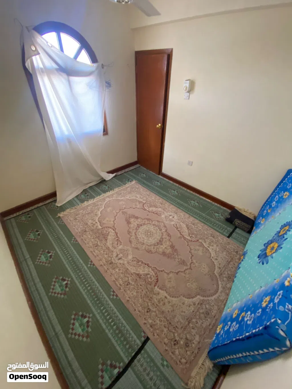 غرفه وحمام بدون فرش القرم خلف المايا ماركت
