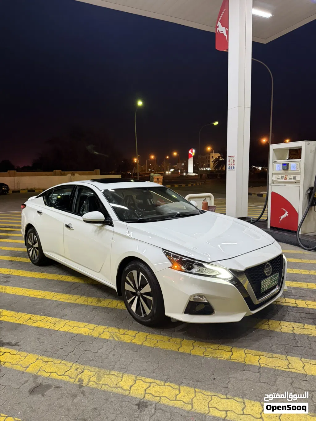 نيسان التيما SV