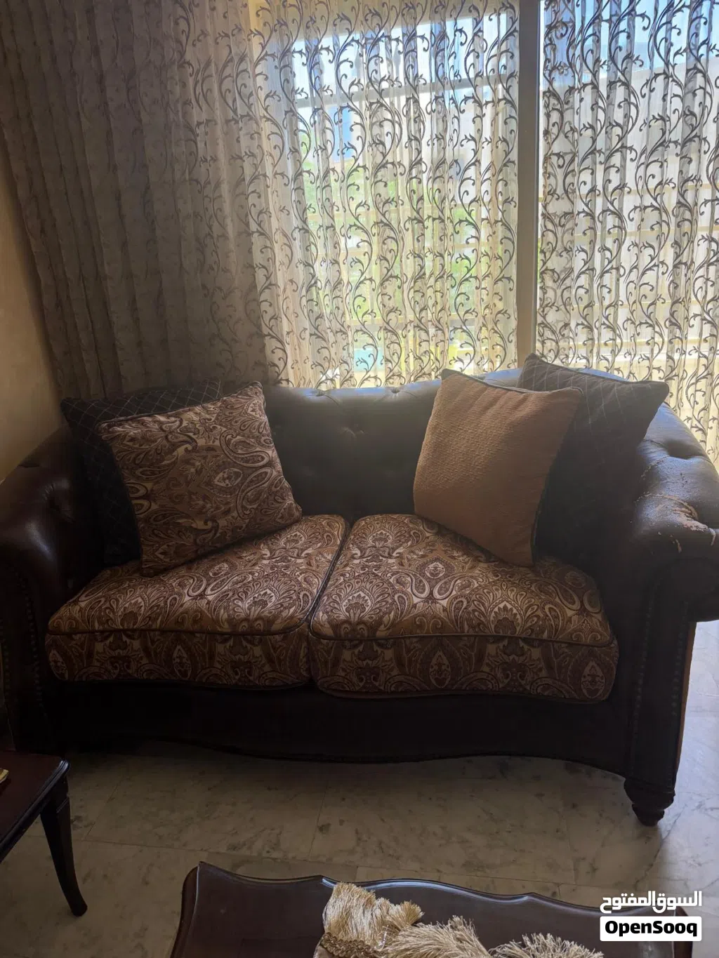 طقم كنب بحاجة لتنجيد للبيع