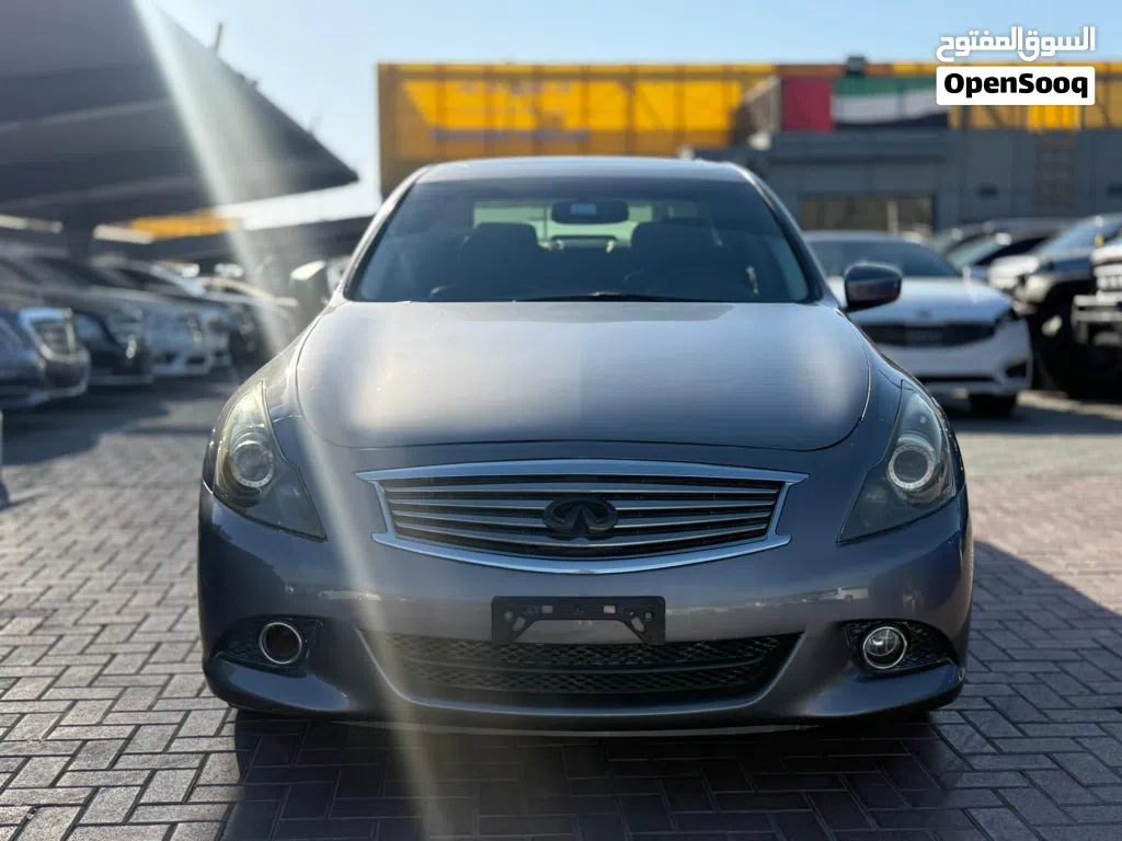 Infiniti Q40 Standard