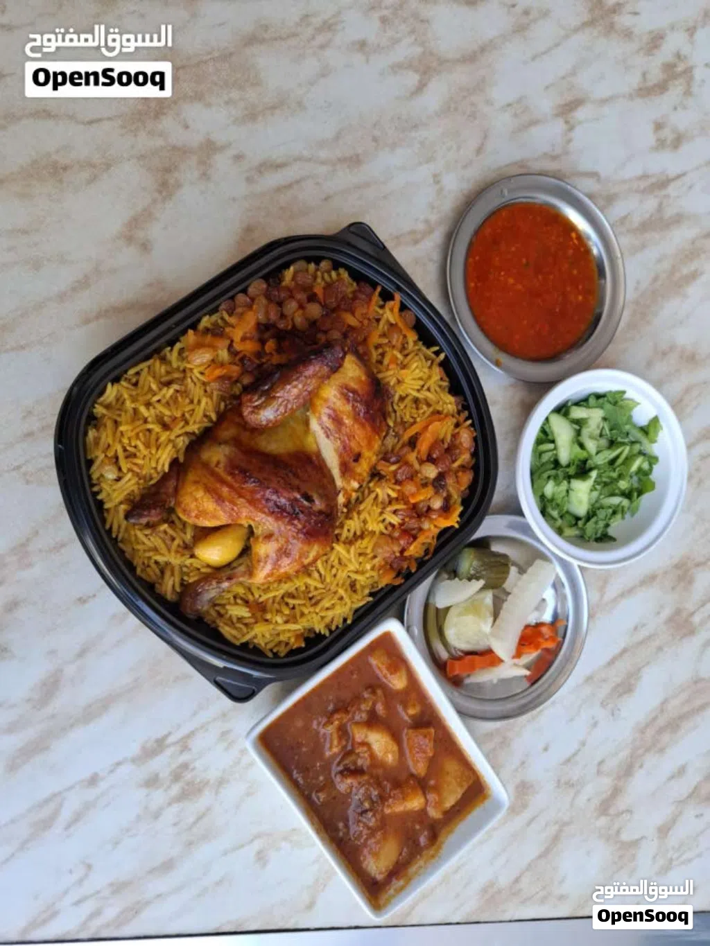 مطعم قائم ويعمل للبيع او الضمان او المشاركه