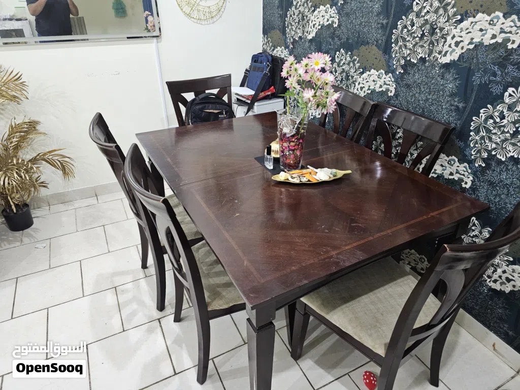 Dining Table (6 person)