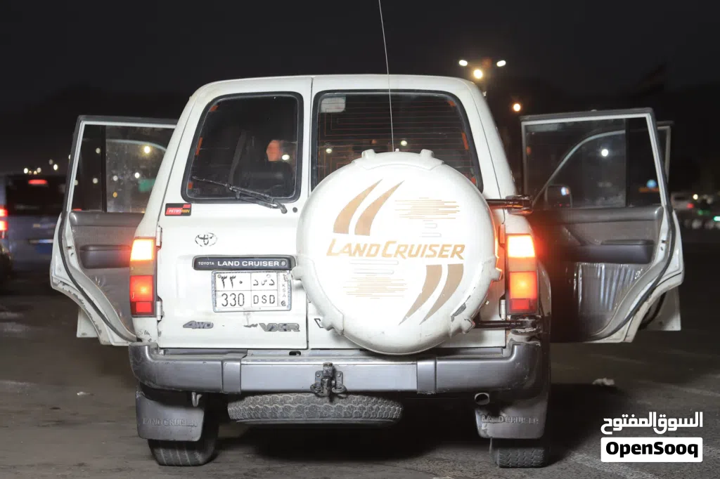 Toyota Land Cruiser VXR