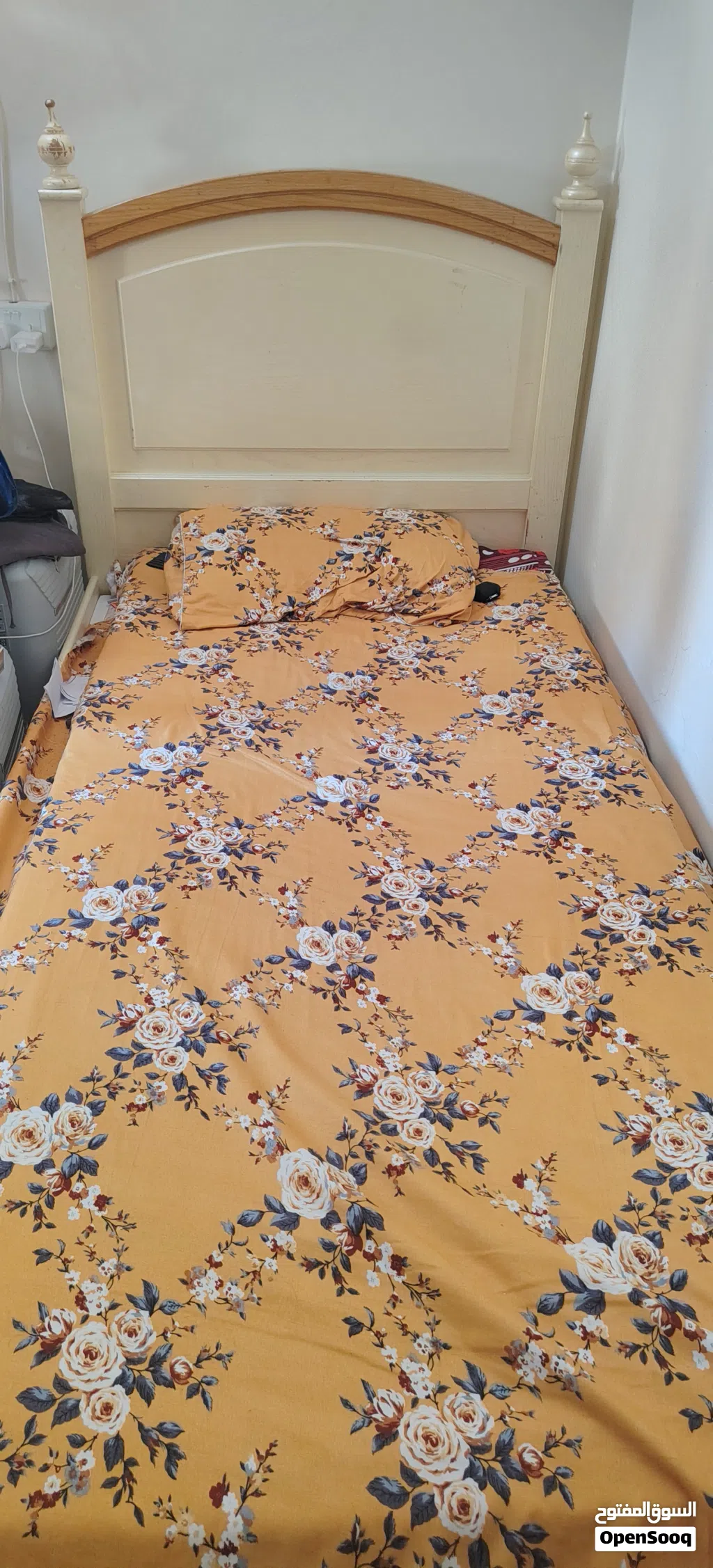 single bed with mettres 12 kd