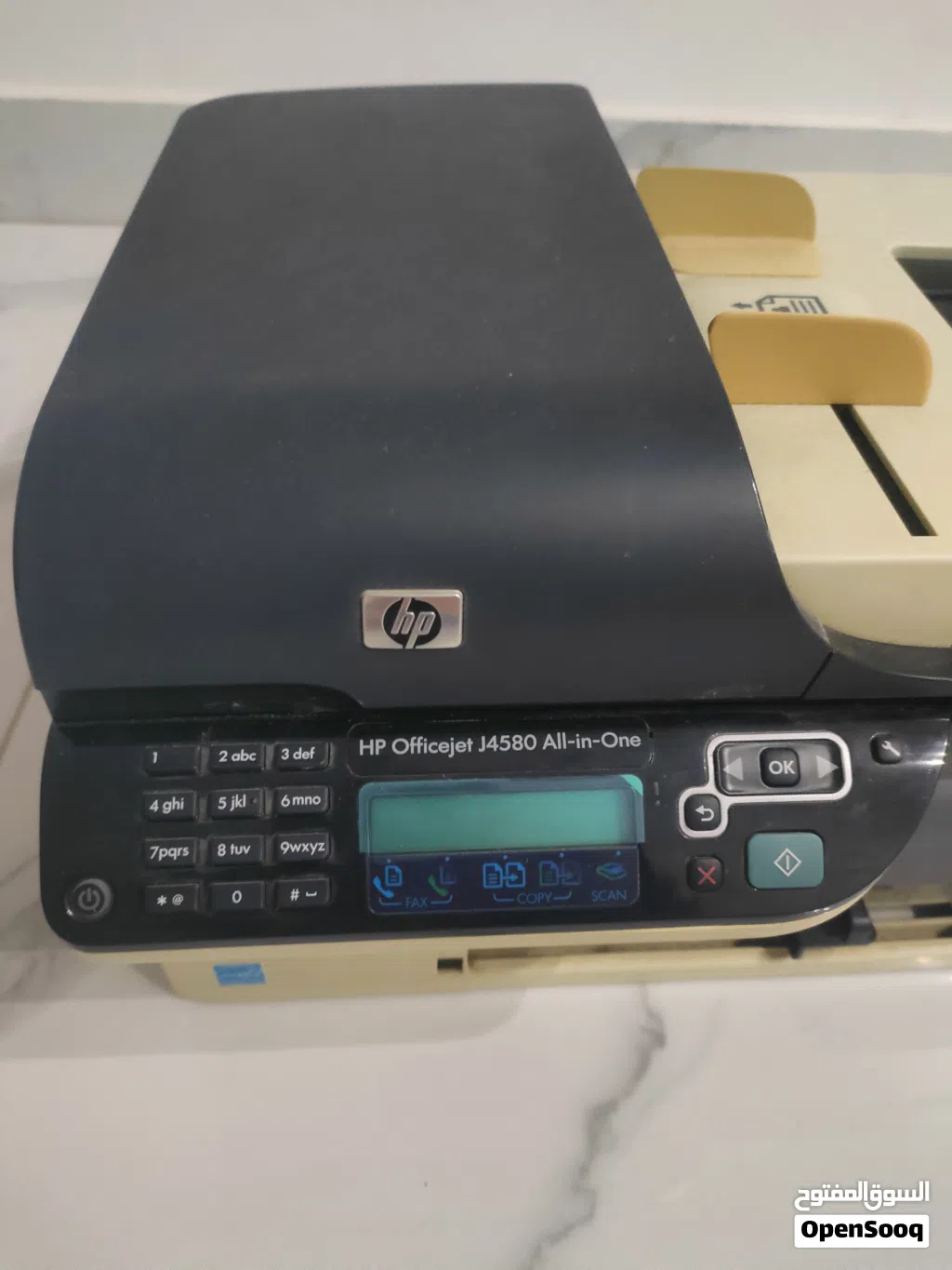 طابعة hp للبيع ملونة اقرا الوصف