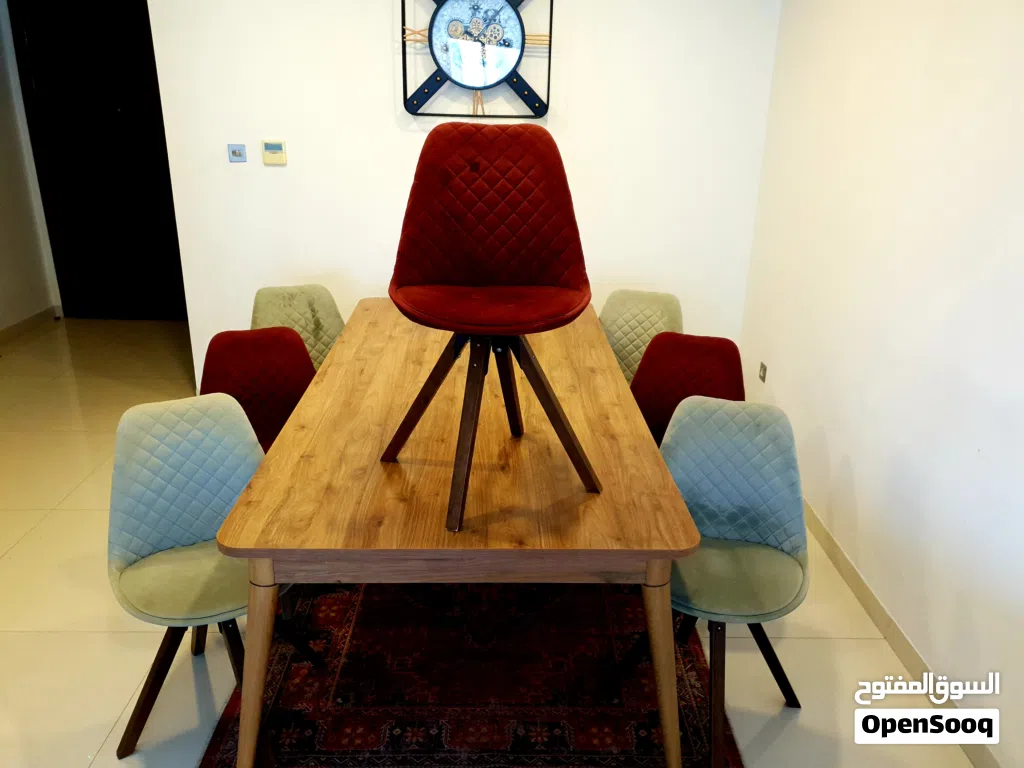 modern 8 persons dinning set with 360_Degree rotating chairs