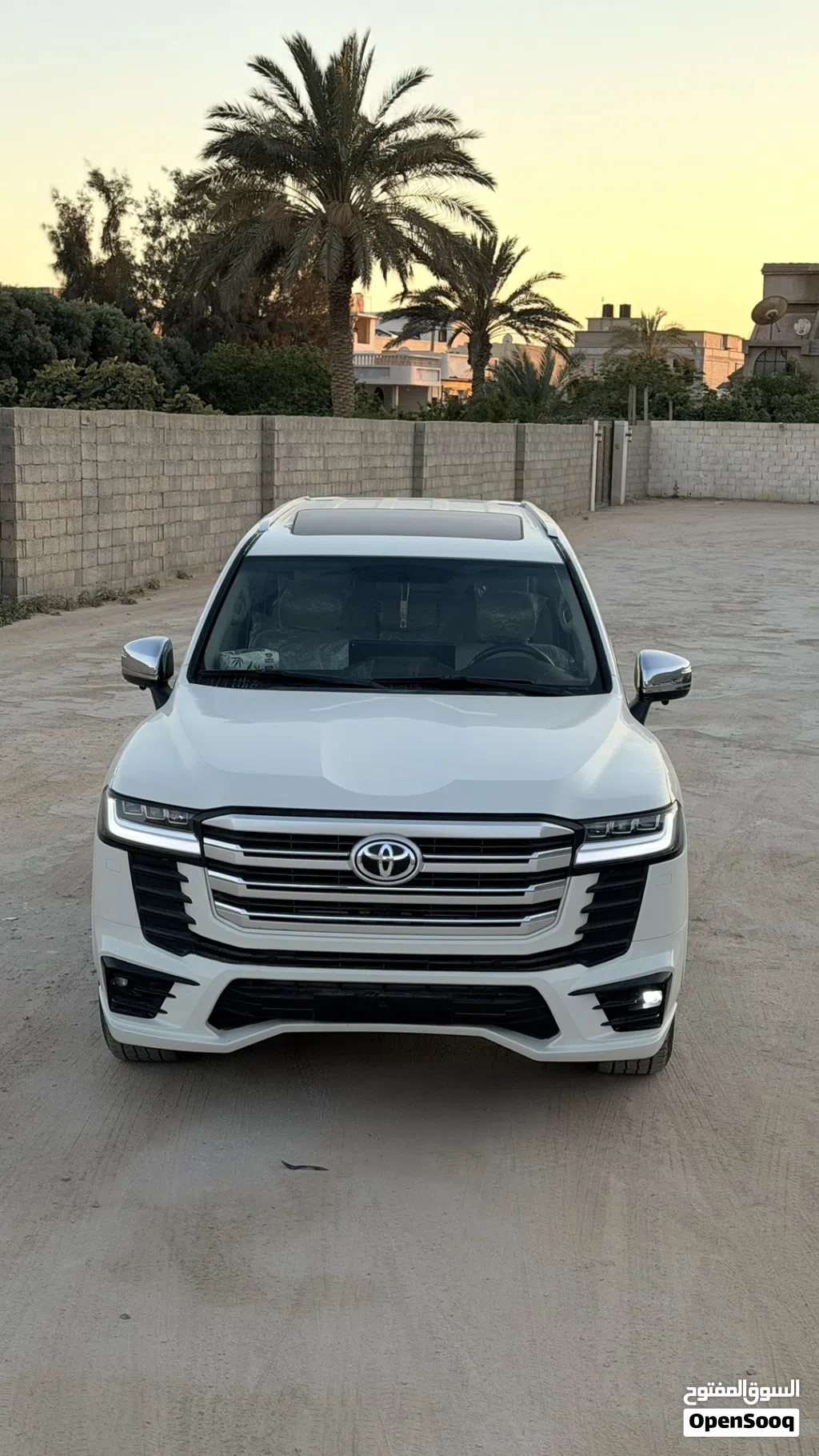 تويوتا لاند كروزر GXR