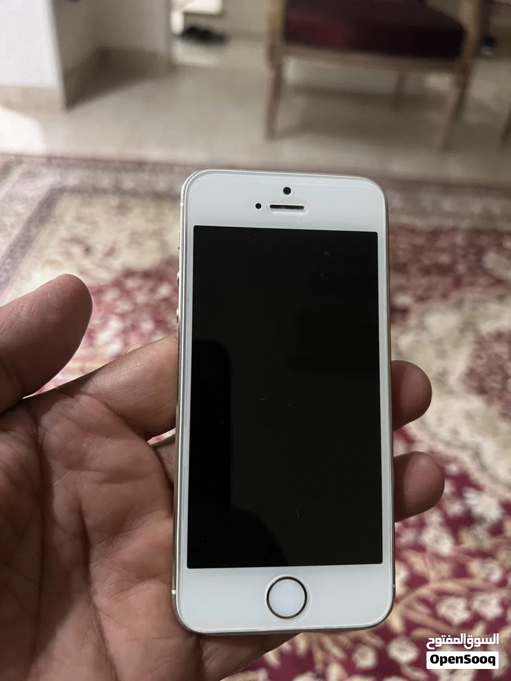 Apple 5 s. بحالة جيدة