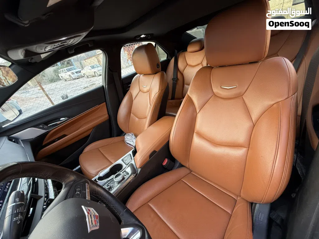 كاديلاك CT4 Premium Luxury