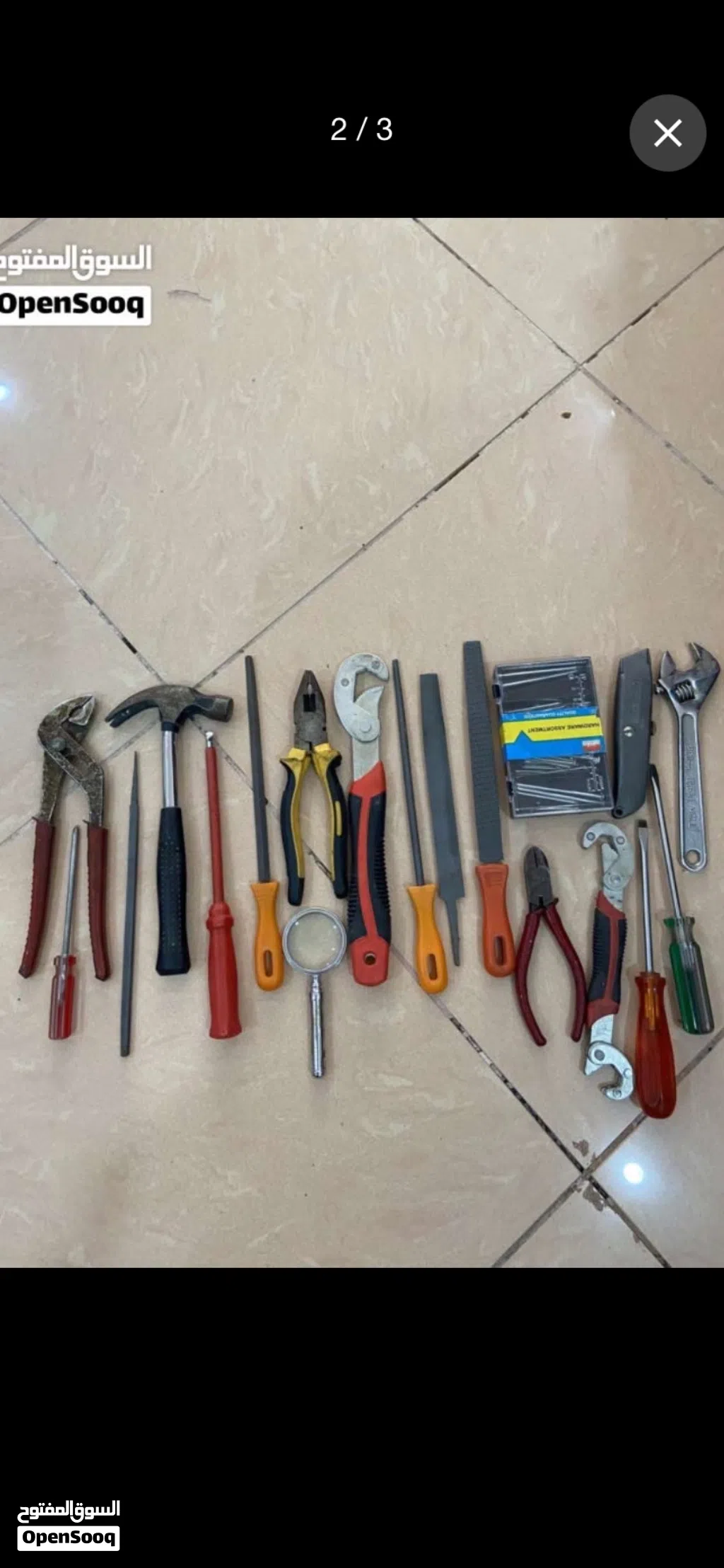 عدات جيده ملاحظه (اسكن في السالميه) سبب البيع : لا احتاجه