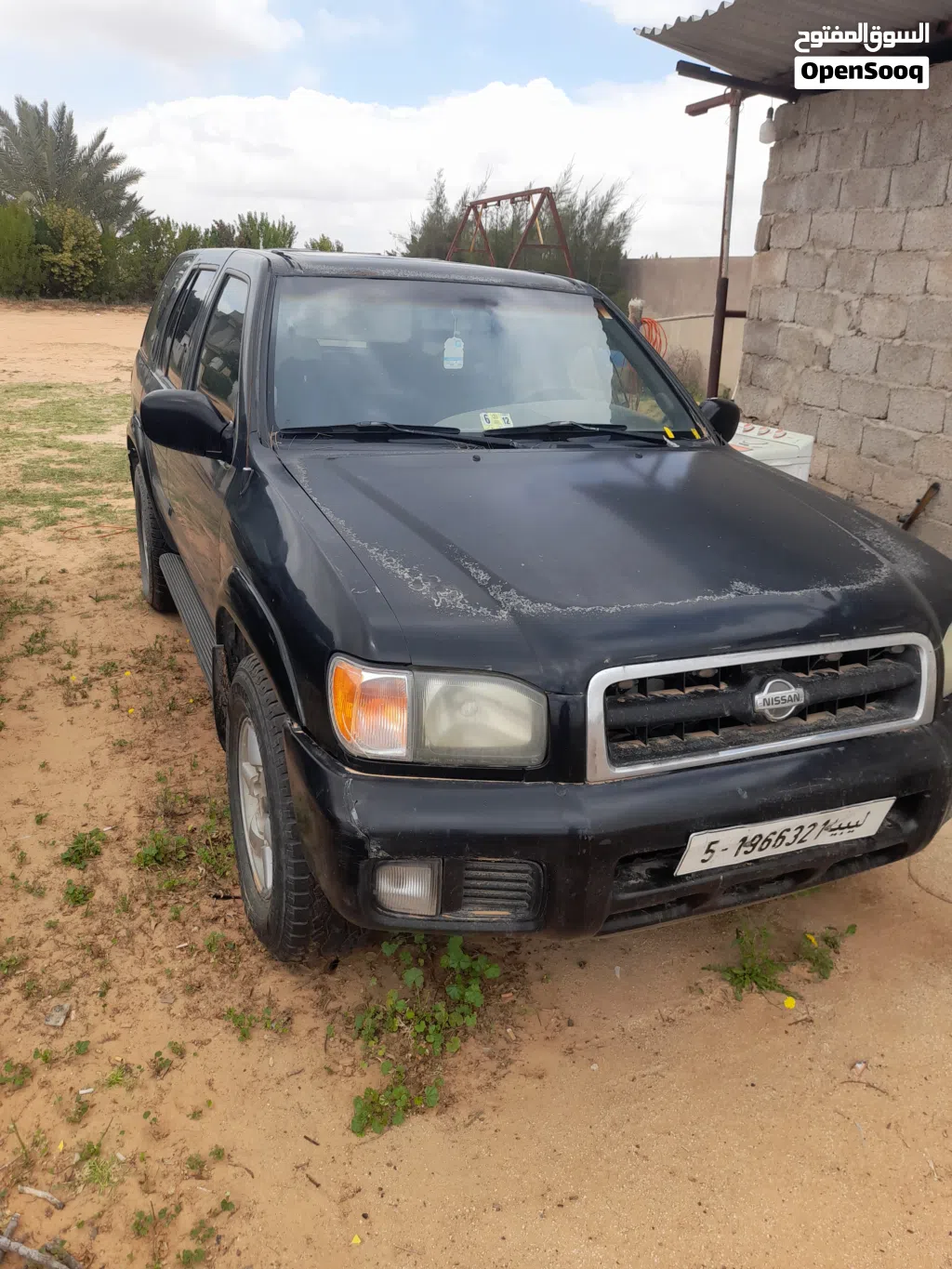 Nissan Pathfinder XE