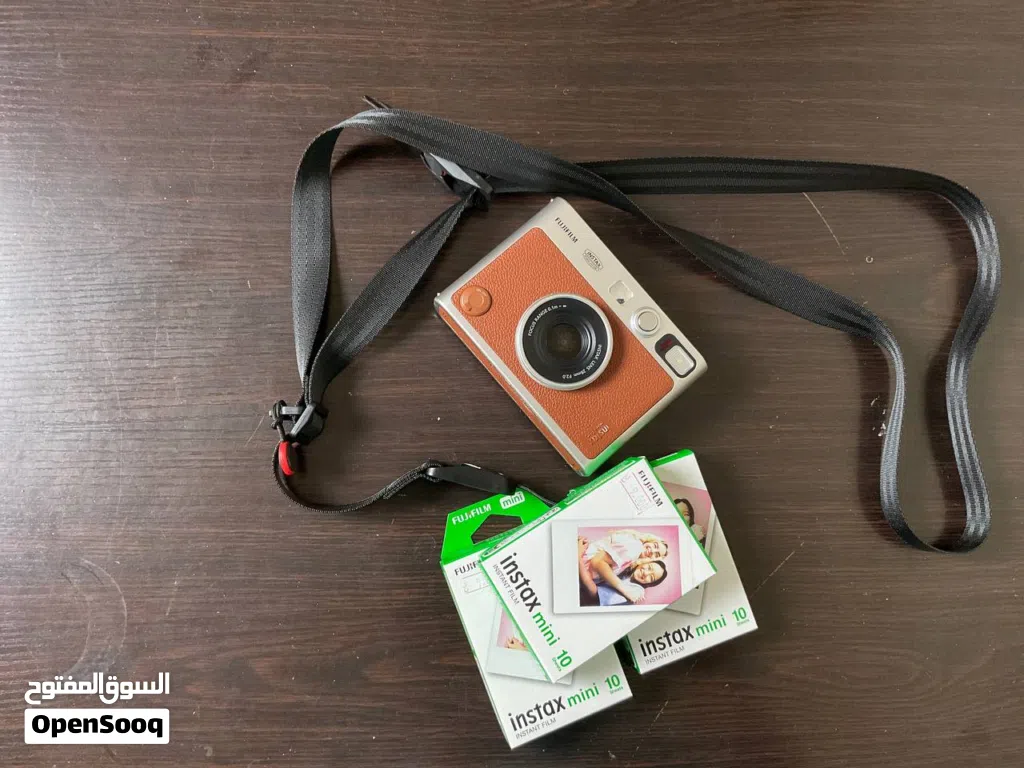 Camera Instax Evo