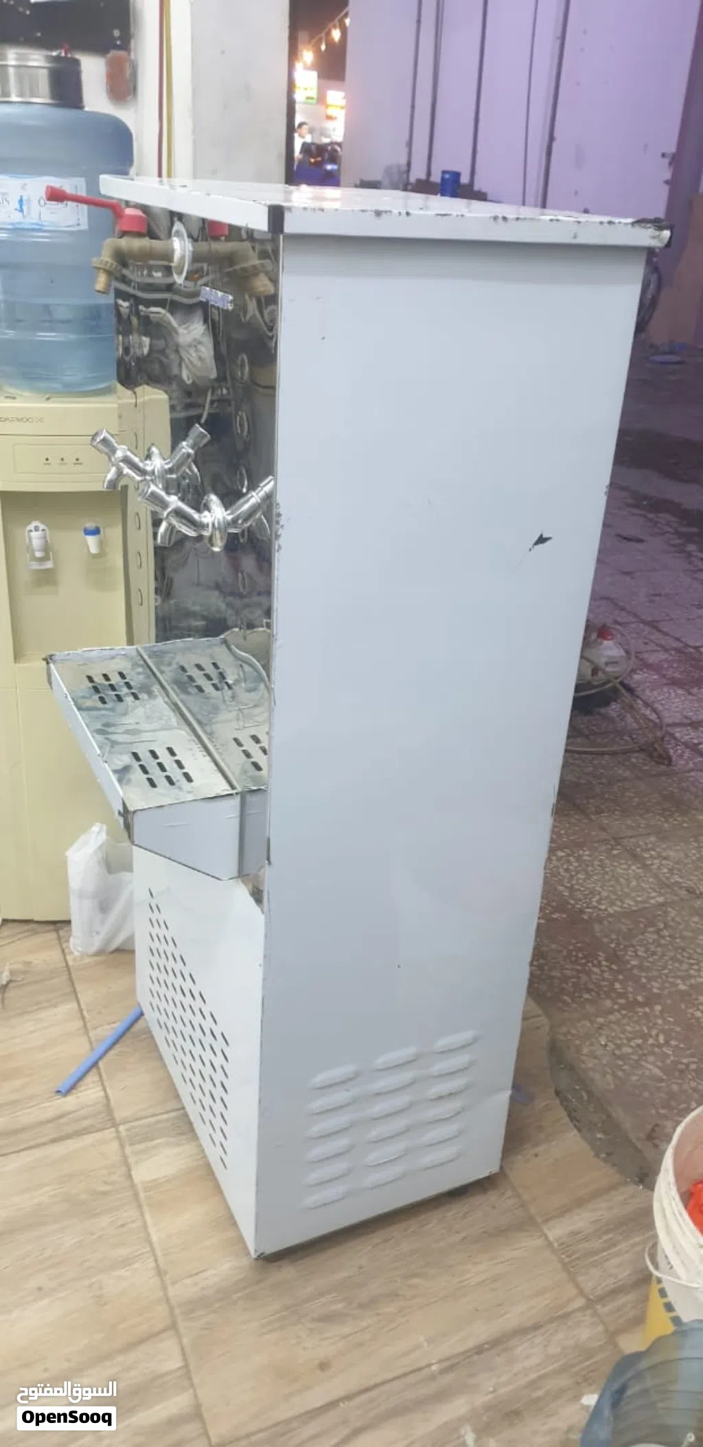 water cooler is very good condition and good condition