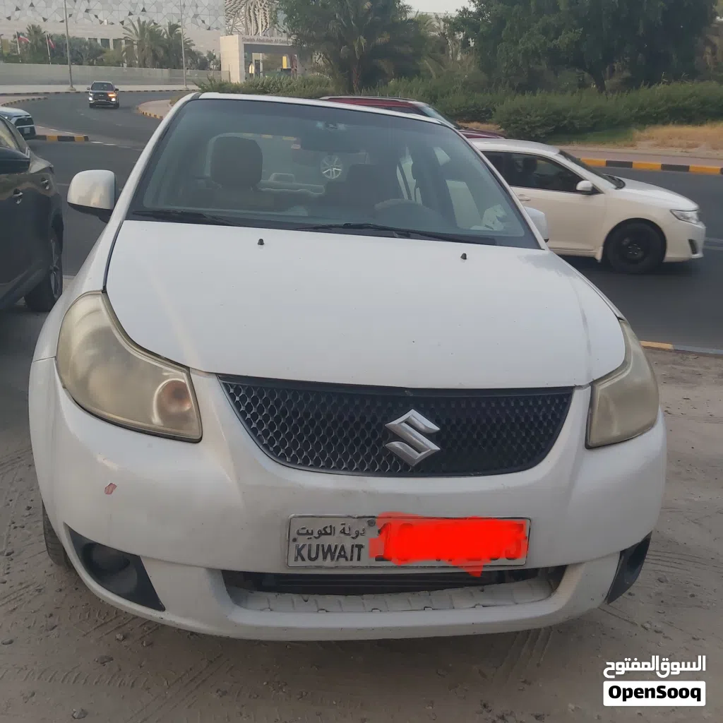 سوزوكي SX4 GLX